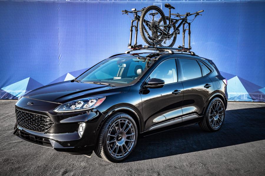  Ford Escape by MAD Industries 2019 года  (фото 1 из 8)